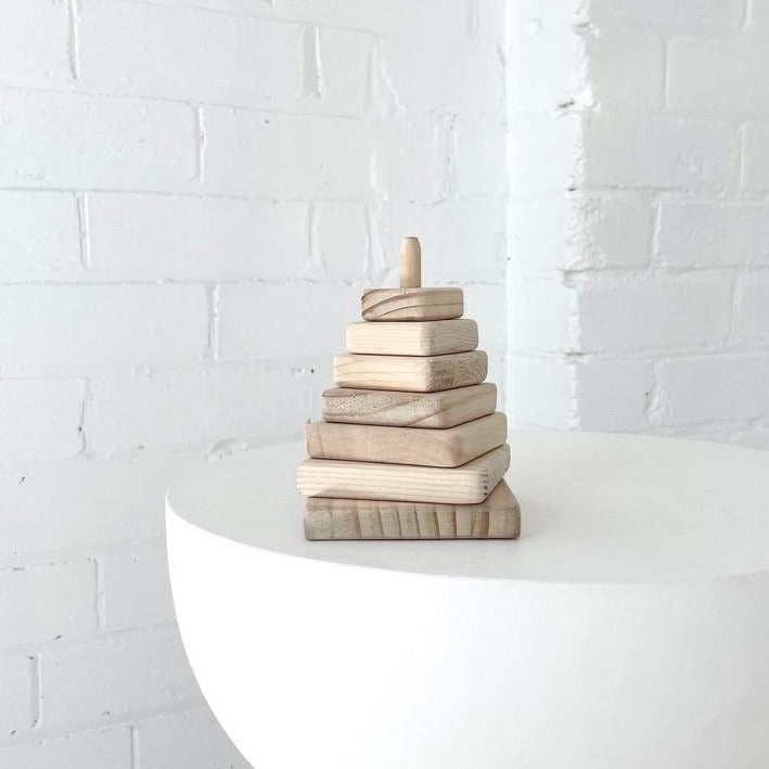L+L ECO STACKING  TOWER