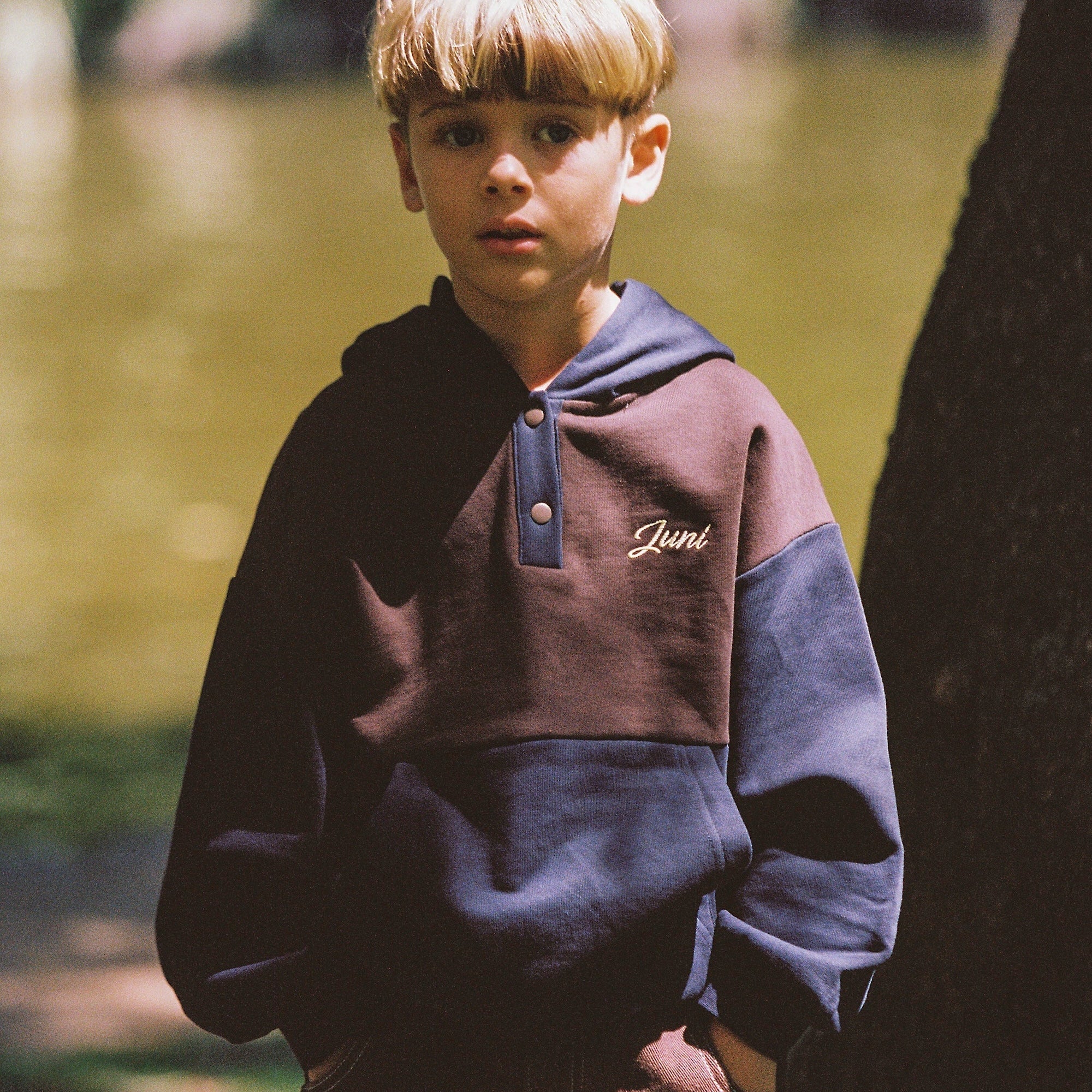 JUNI JNR MIO HOODIE: NAVY