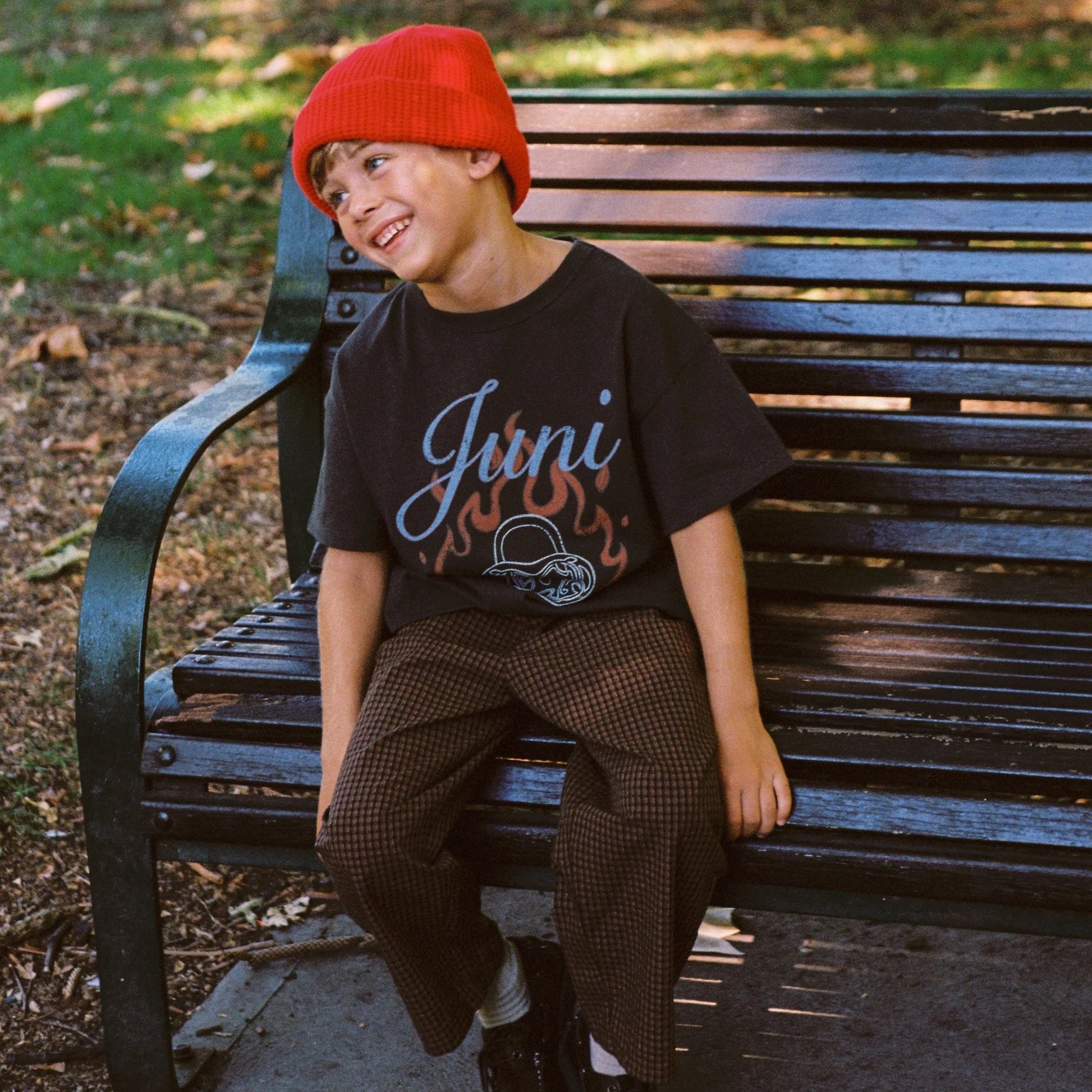 JUNI JNR HEARTS OF FIRE TEE: WASHED BLACK