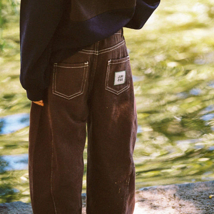 JUNI JNR DYLAN BARREL LEG JEAN: COCOA