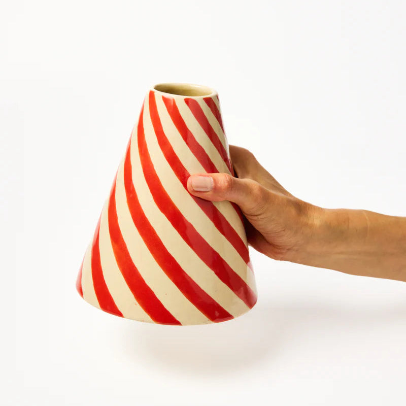 J & CO JESTER VASE: RASPBERRY SWIRL