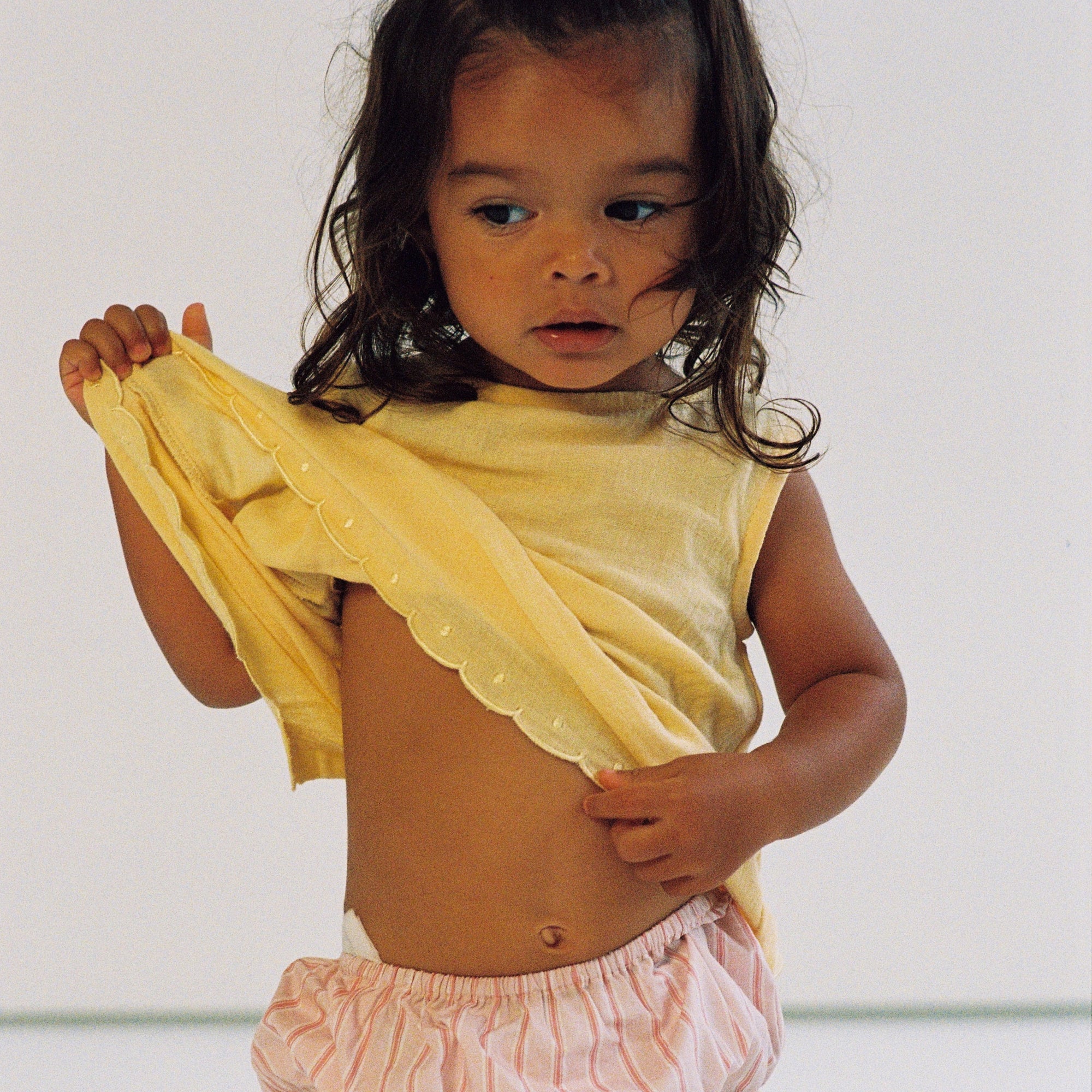 ILLOURA THE LABEL NORA BLOUSE: BUTTER