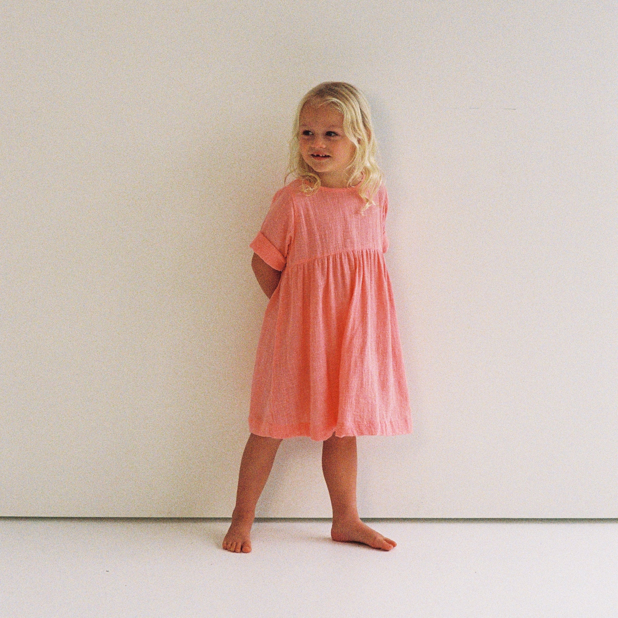 ILLOURA THE LABEL KOA DRESS: FLAMINGO