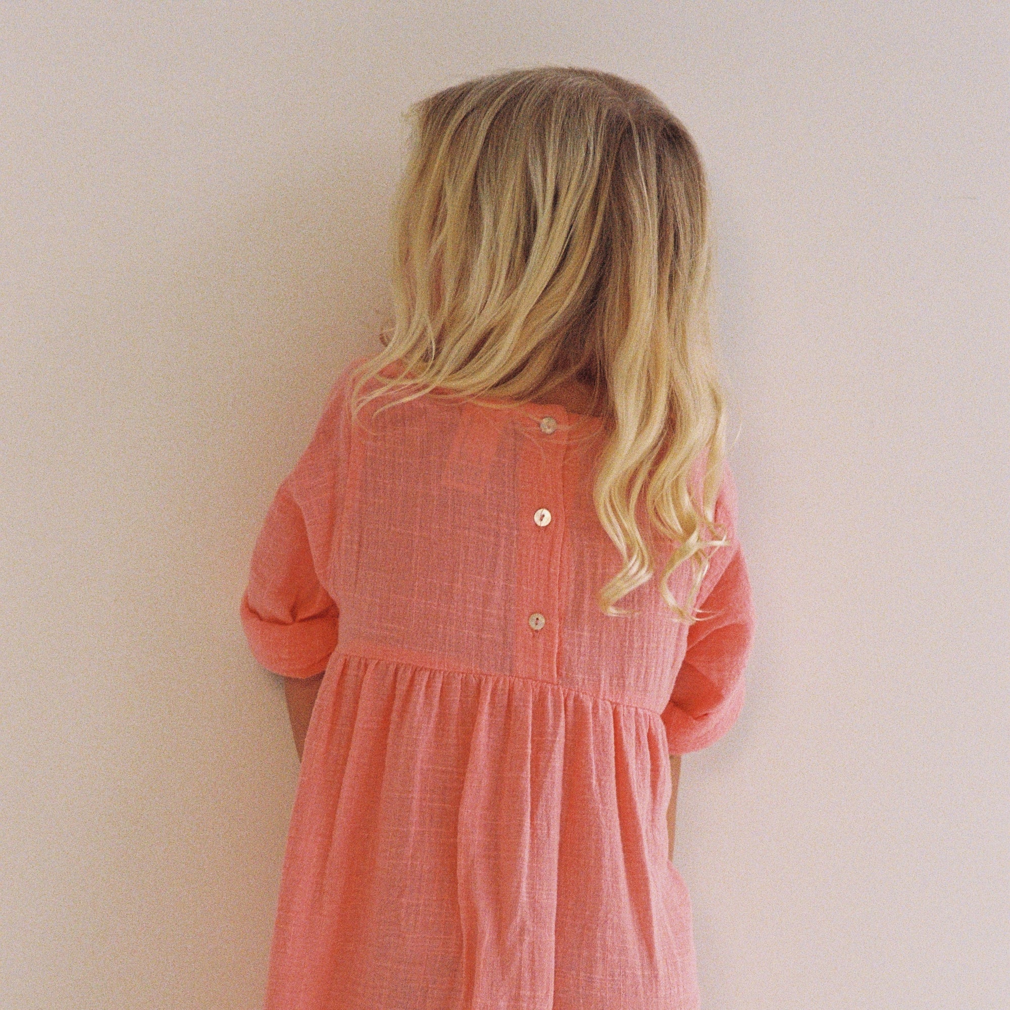 ILLOURA THE LABEL KOA DRESS: FLAMINGO
