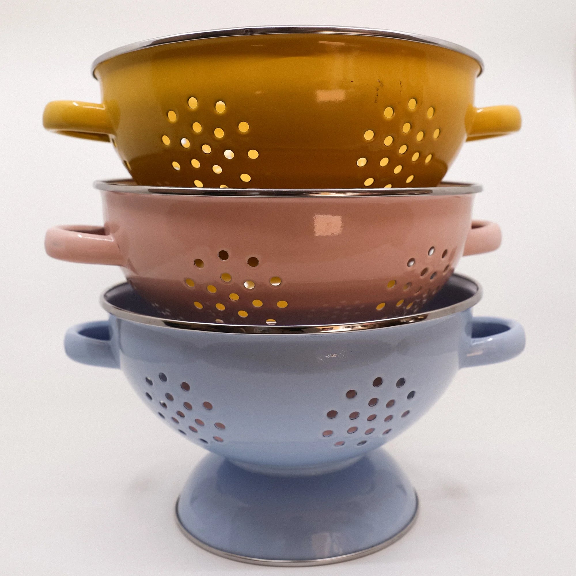 BIG BITE STUDIOS MEDIUM ENAMEL COLANDER: MUSTARD