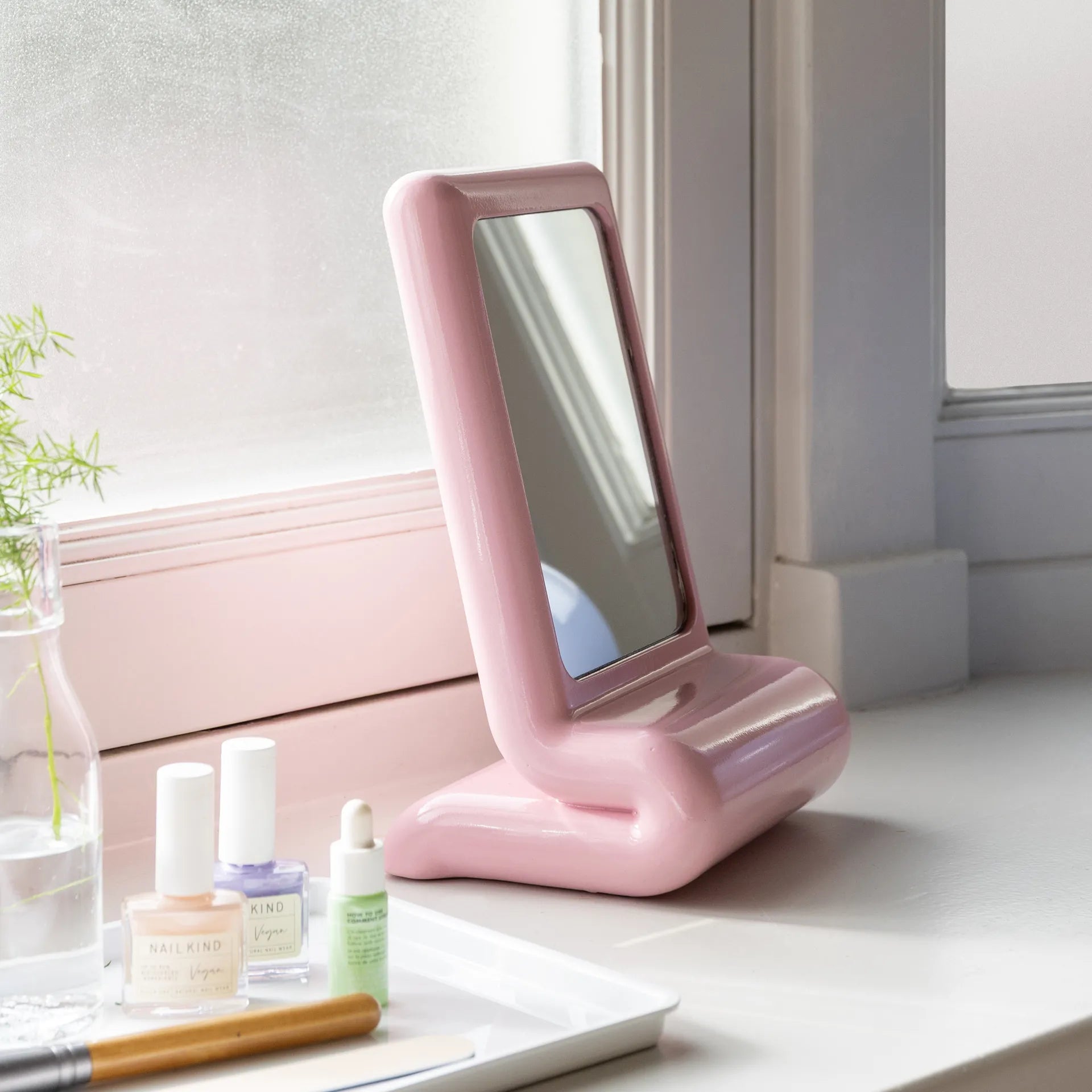 KLEVERING WHIP VANITY MIRROR: PINK