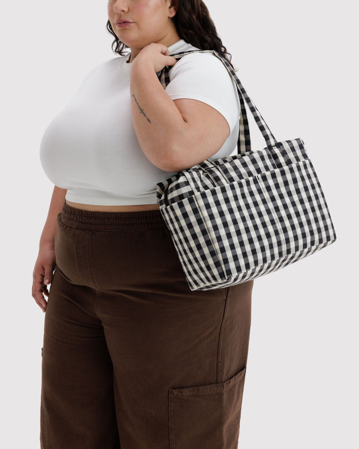 BAGGU EVERYDAY CLOUD BAG: BLACK + CREAM GINGHAM