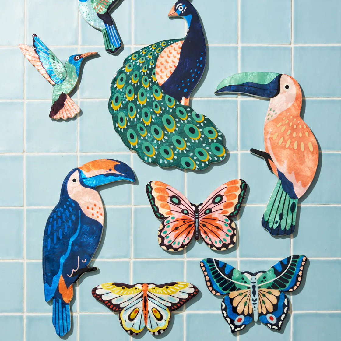 J & CO CANOPY TOUCAN WALL ART: PEACH