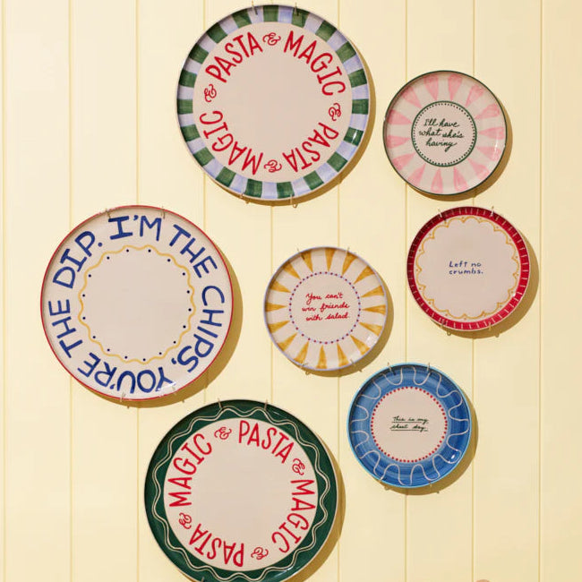 J & CO LOVE NOTES PLATE: WHAT SHES HAVING