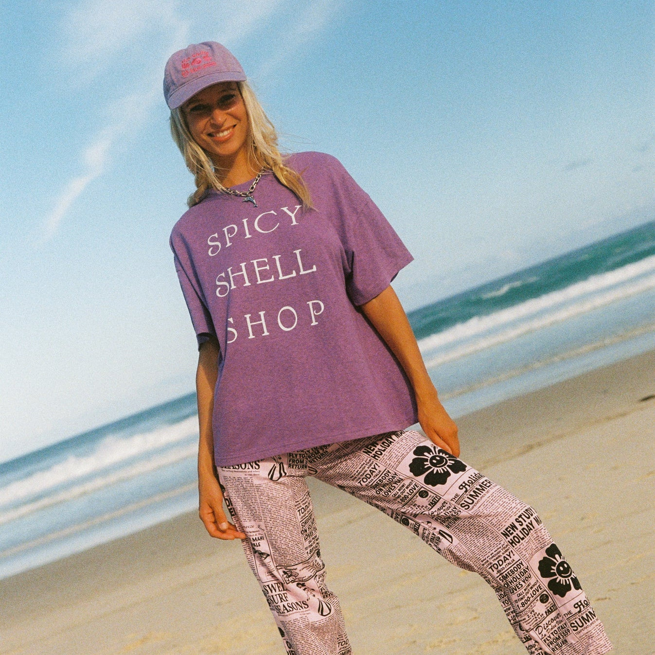 SPICY DUGONG SPICY SHELL SHOP TEE