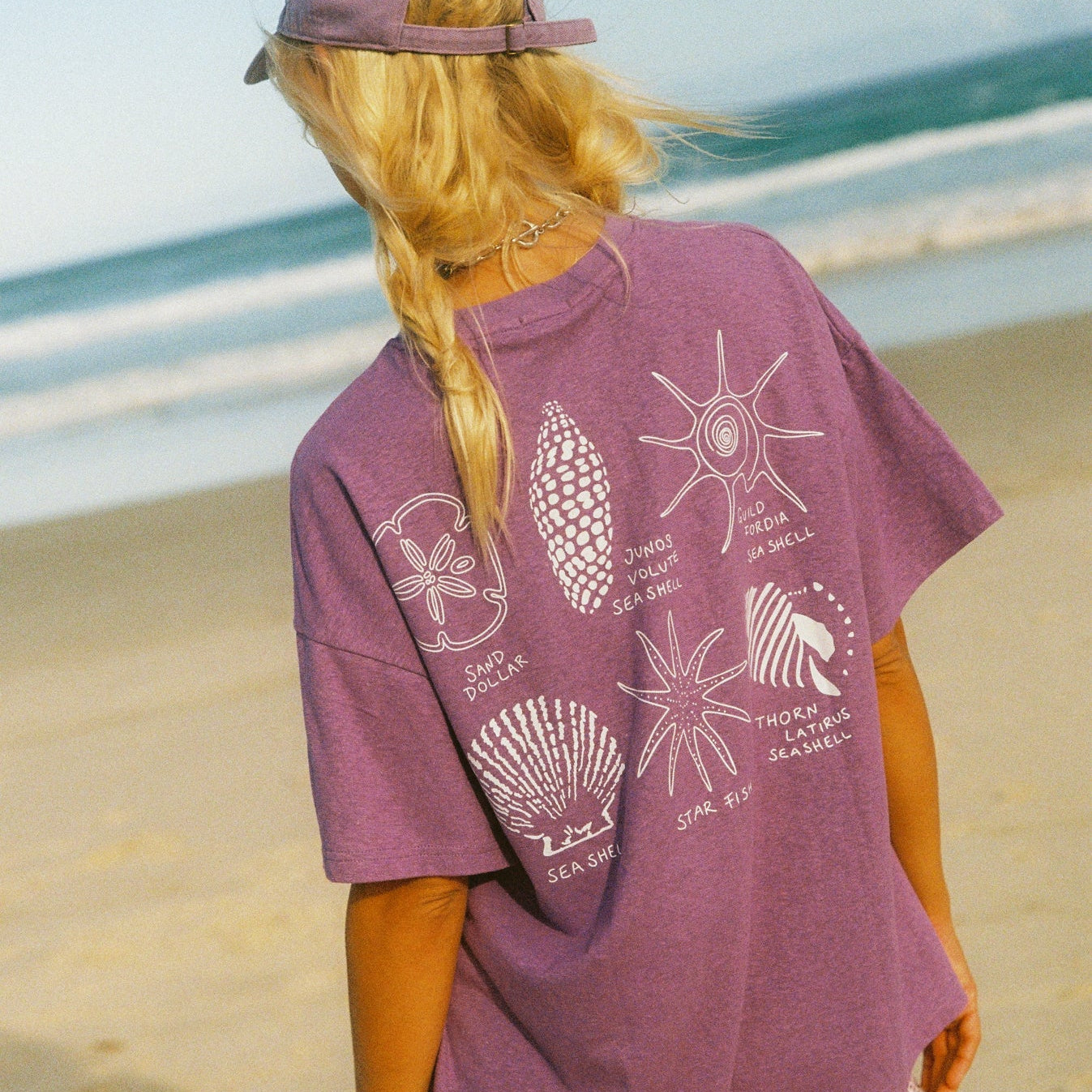 SPICY DUGONG SPICY SHELL SHOP TEE