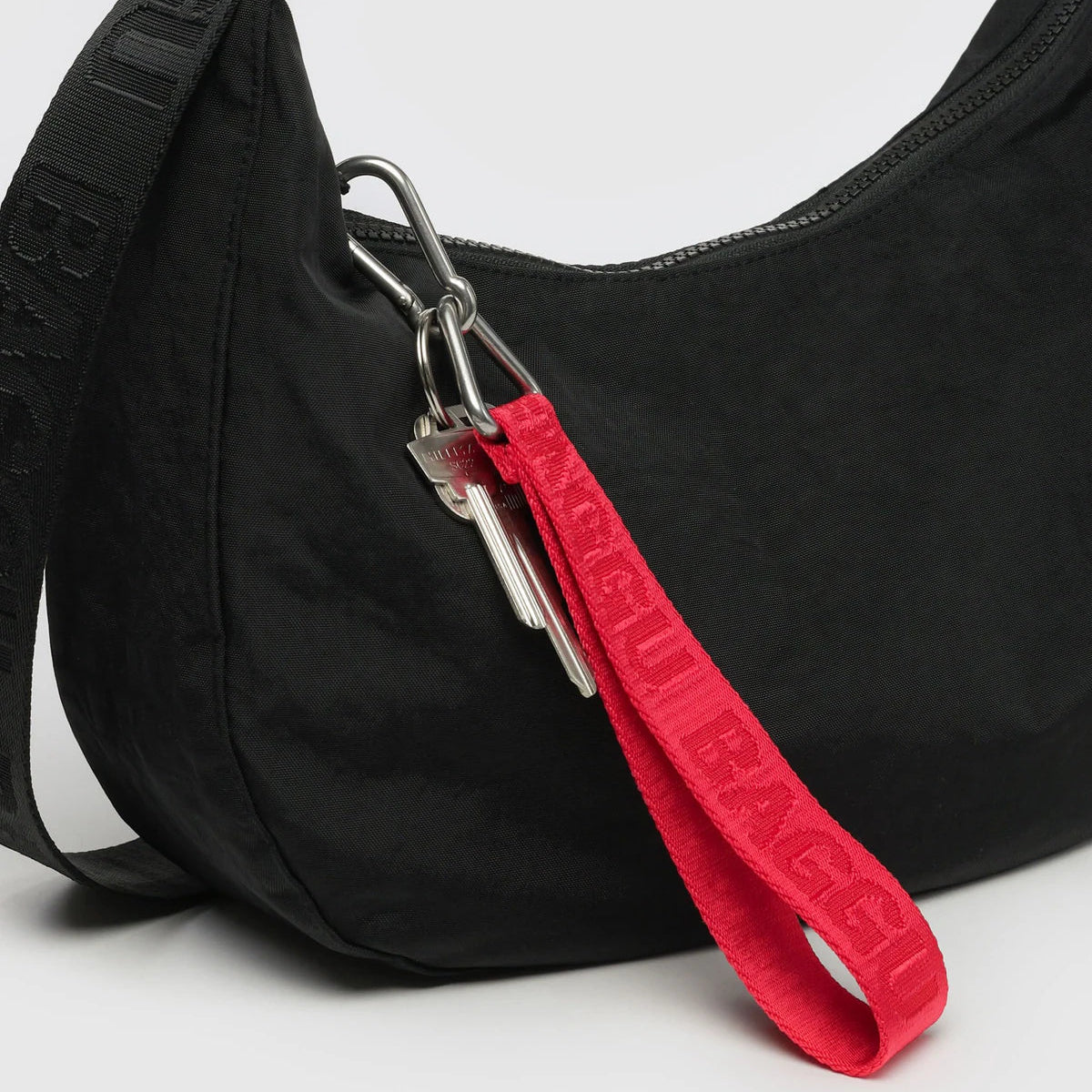 BAGGU LOGO KEYCHAIN: RED