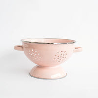 BIG BITE STUDIOS MEDIUM ENAMEL COLANDER: PINK