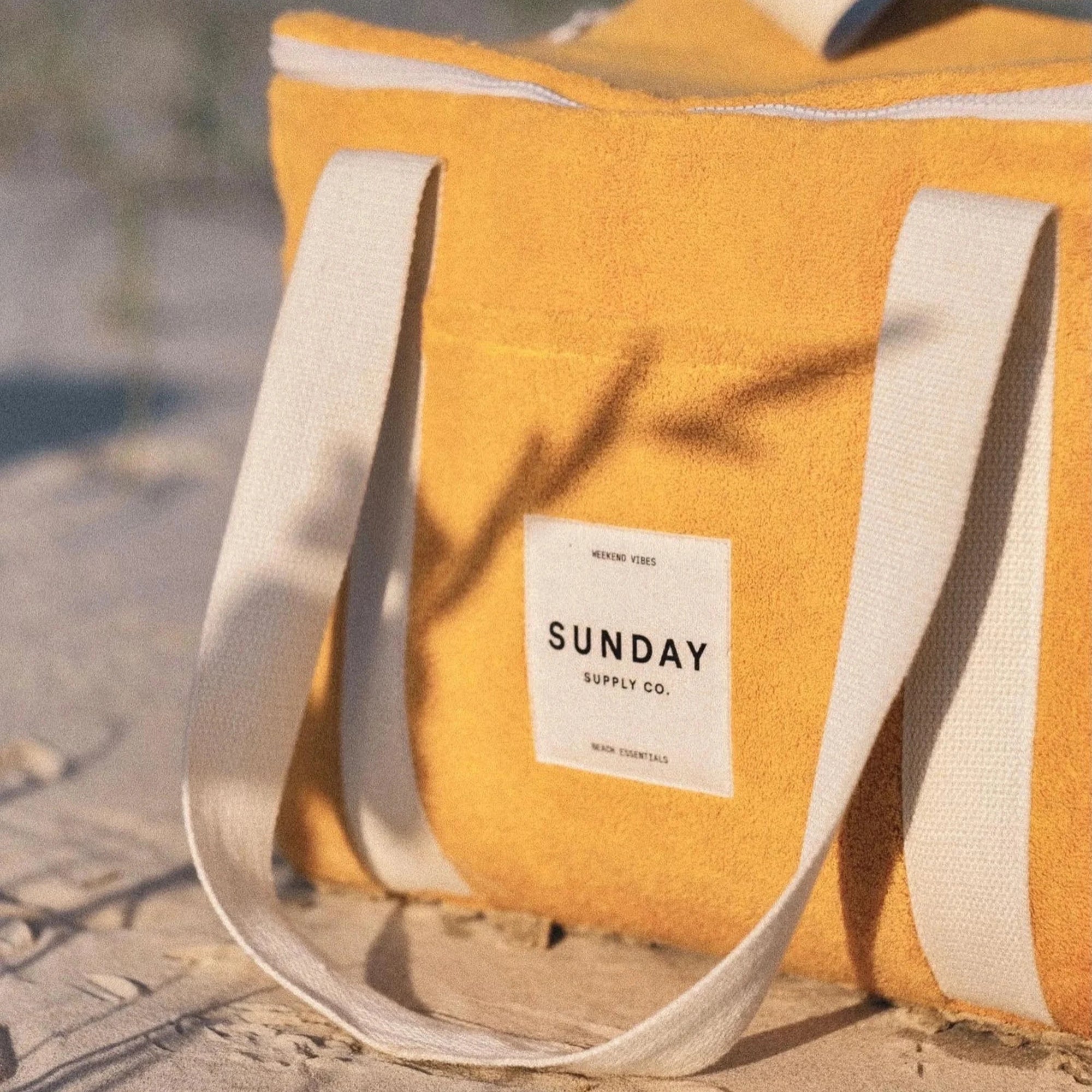 SUNDAY SUPPLY CO TOWELLING COOLER BAG: GOLDEN