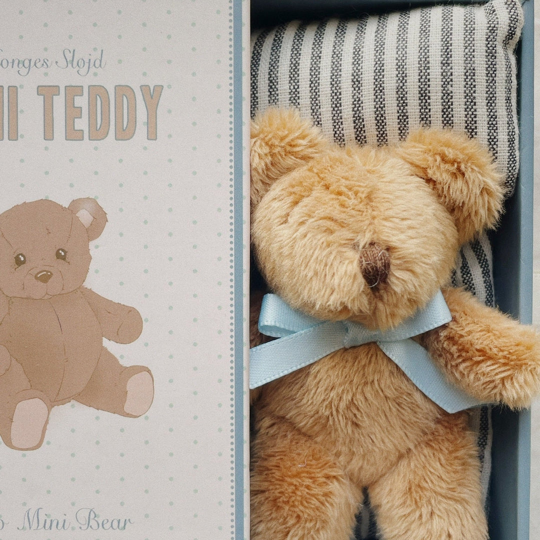 KONGES SLOJD MILO TINY TEDDY: BROWN, lifestyle