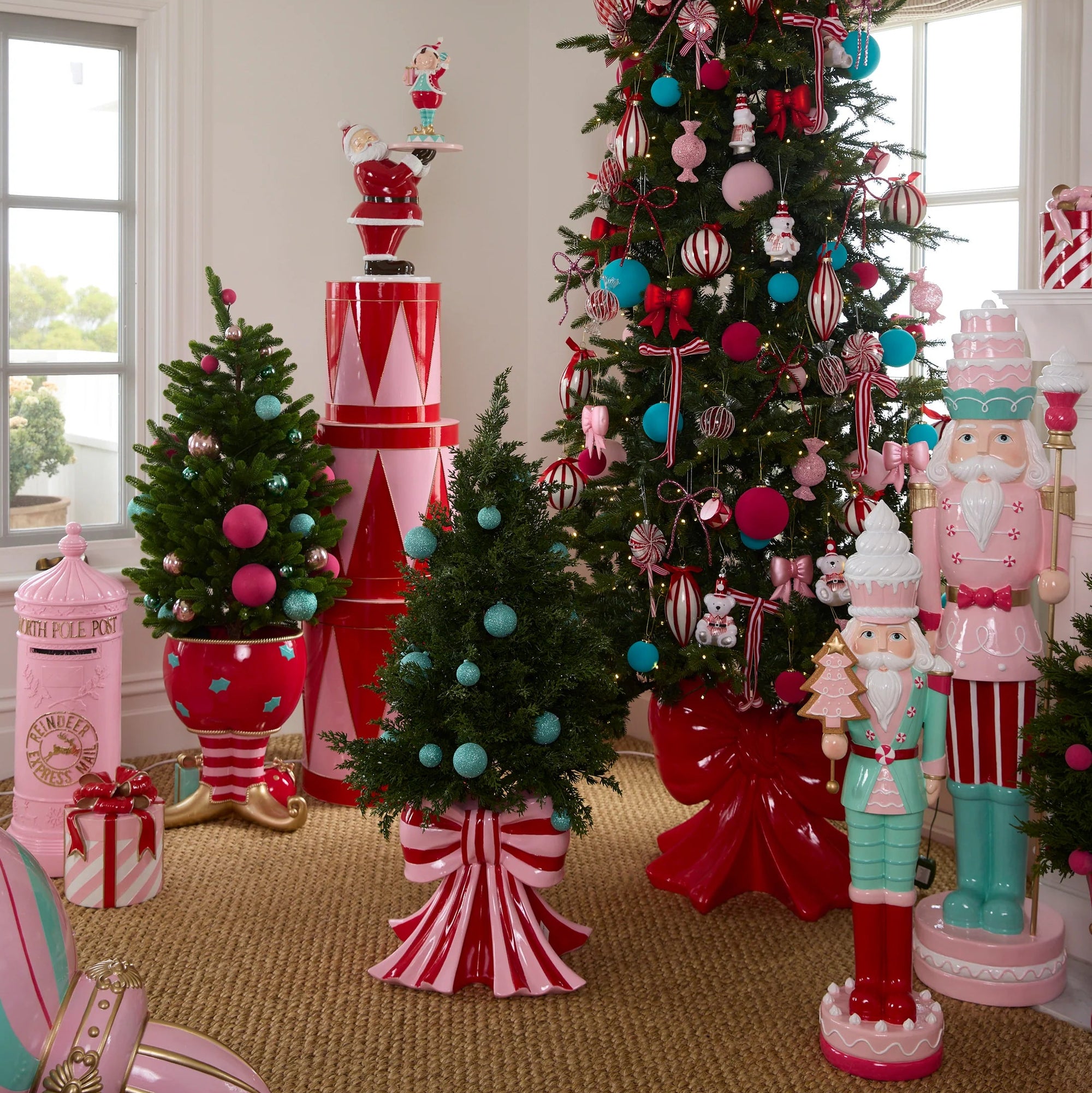 25.5CM RED BOW PRESENT