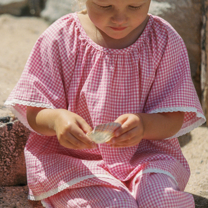 JUNI JNR PENNY BLOUSE: STAWBERRY GINGHAM