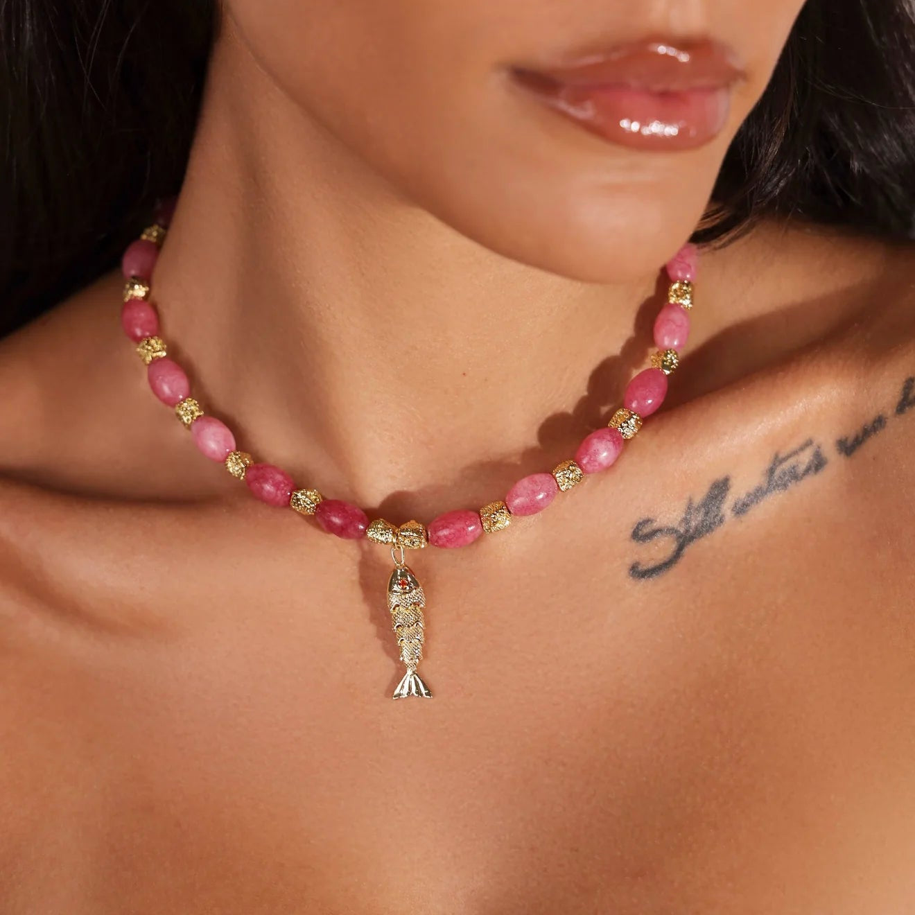 INDIGO & WOLFE GOIA NECKLACE: PINK