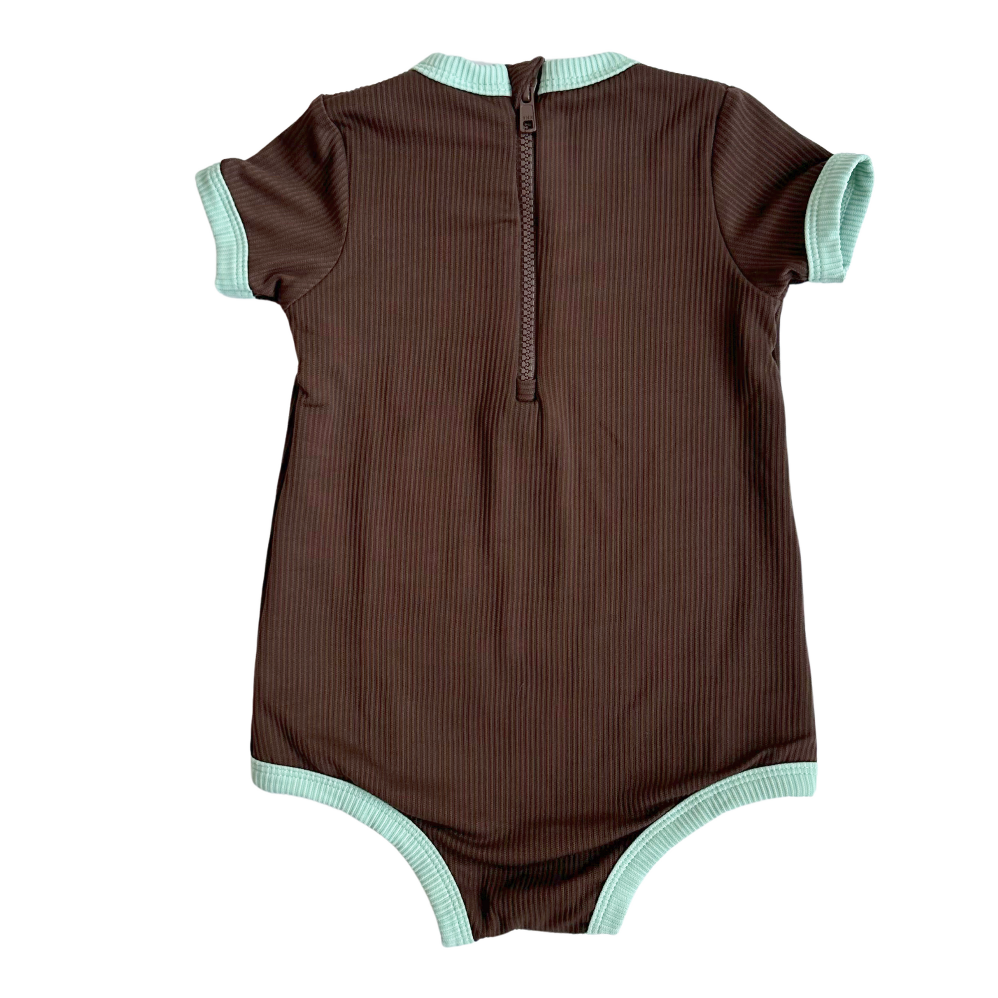 ZULU & ZEPHYR MINI INFANT ONESIE: CACAO