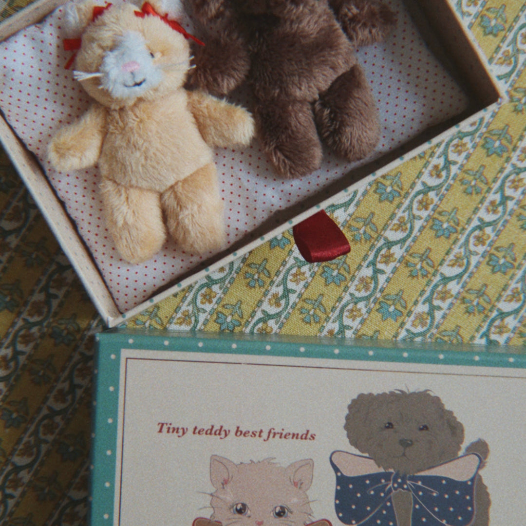 Konges Sløjd Tiny Teddy Best Friends: Green Stripe, lifestyle