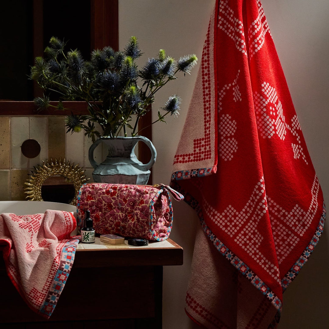 Sage &amp; Clare Bonny Bath Sheet, Poppy