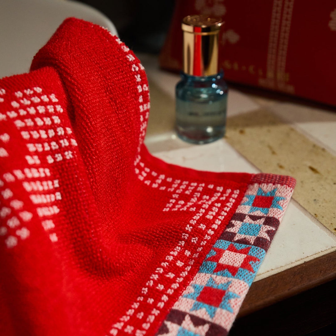 Sage &amp; Clare Bonny Hand Towel, Poppy