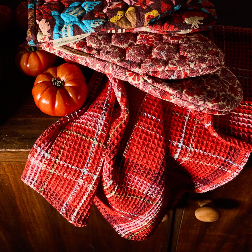 Sage & Clare Frances Waffle Tea Towel, Poppy
