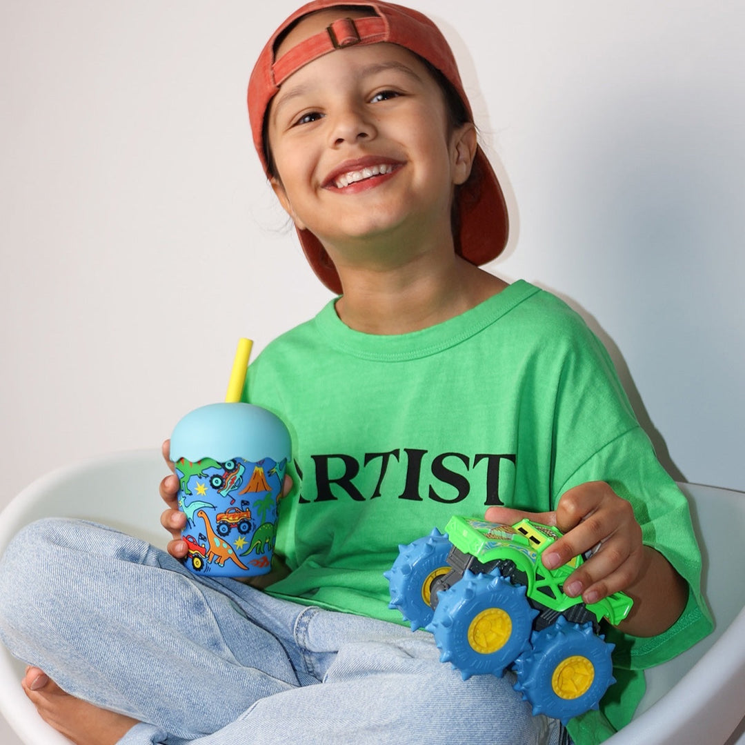 CHINO CLUB MINI SMOOTHIE CUP &amp; STRAW, DINOTRUCKS