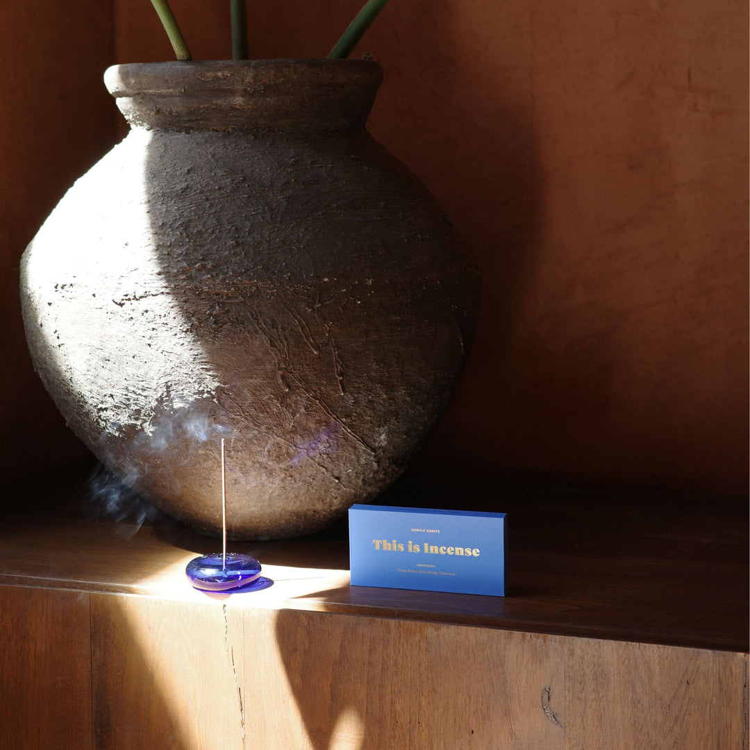 GENTLE HABITS GLASS VESSEL INCENSE HOLDER: COBALT