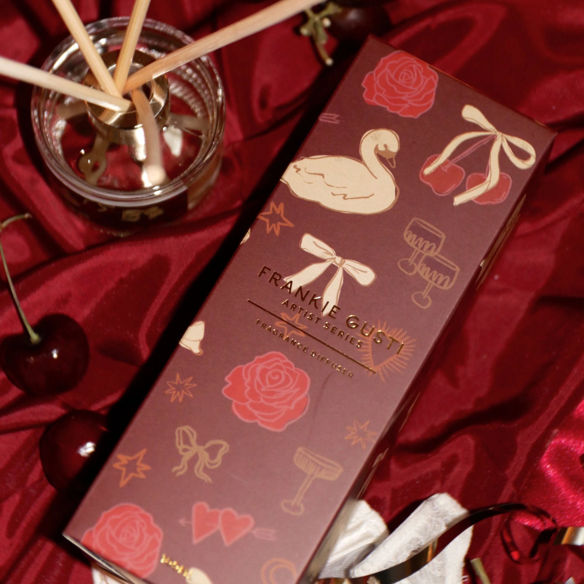 FRANKIE GUSTI ARTIST SERIES DIFFUSER: YOUNG HEARTS/KIMMY HOGAN