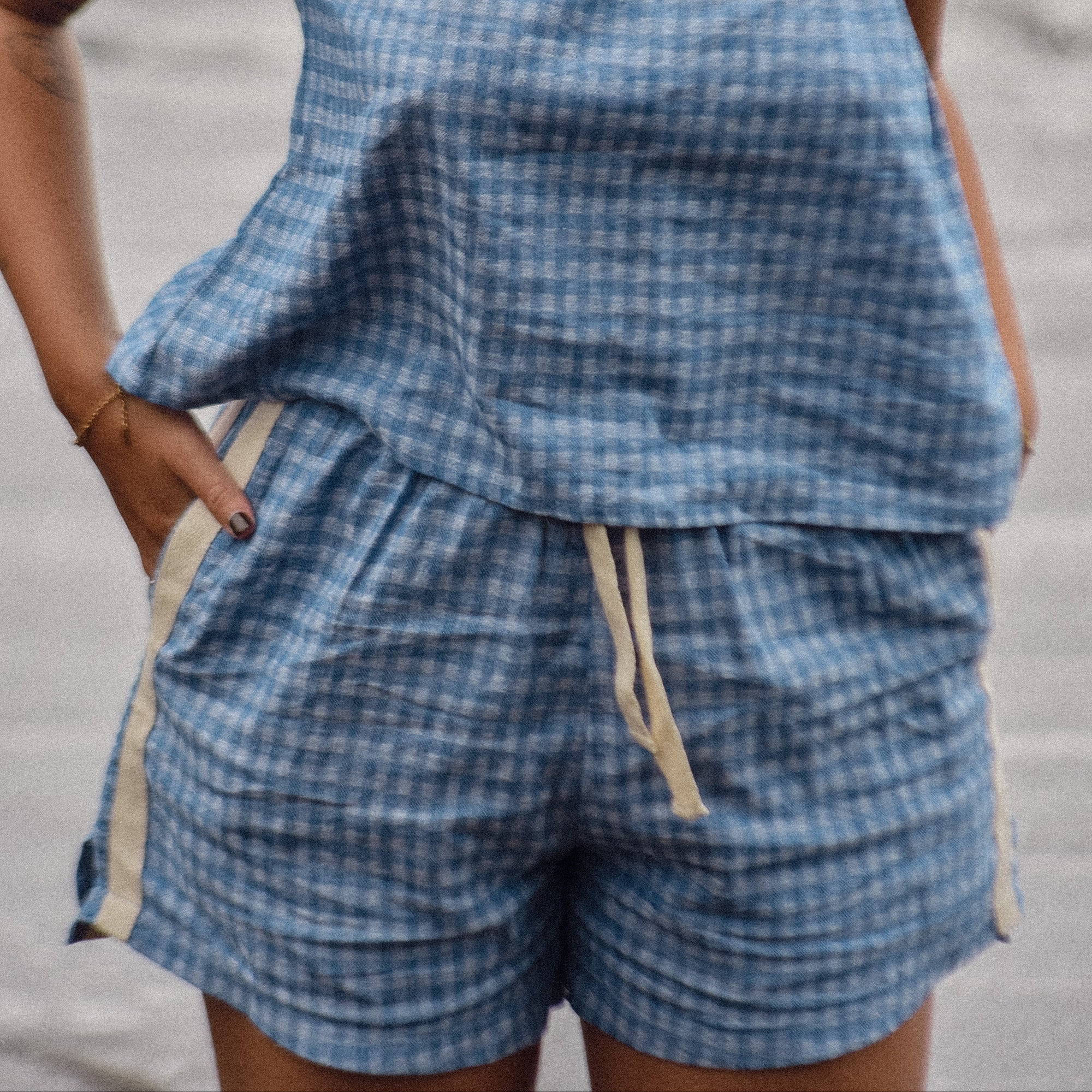 ATMOSEA SHORT: BLUE GINGHAM