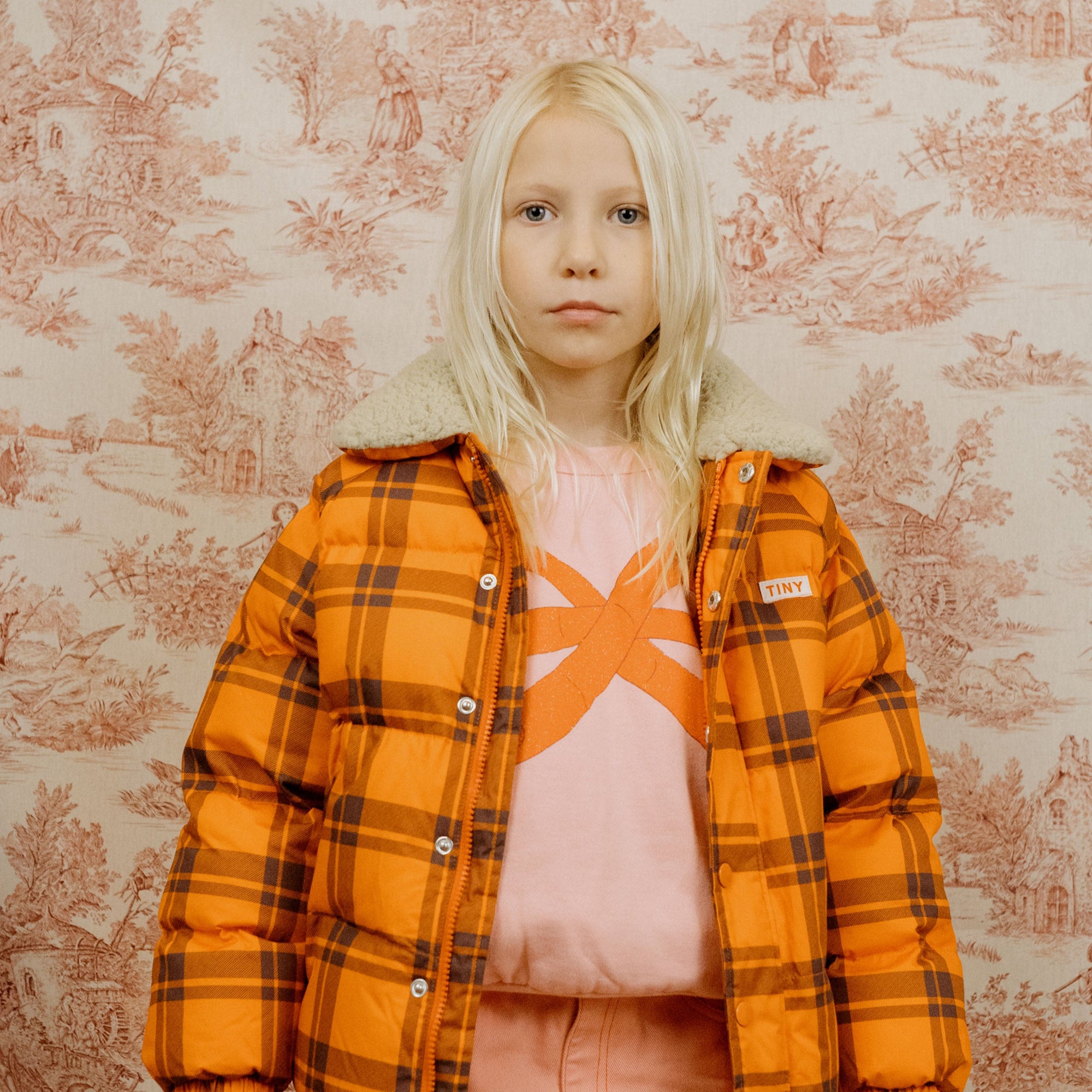 TINY COTTONS WORM GRAPHIC SWEATSHIRT: PINK