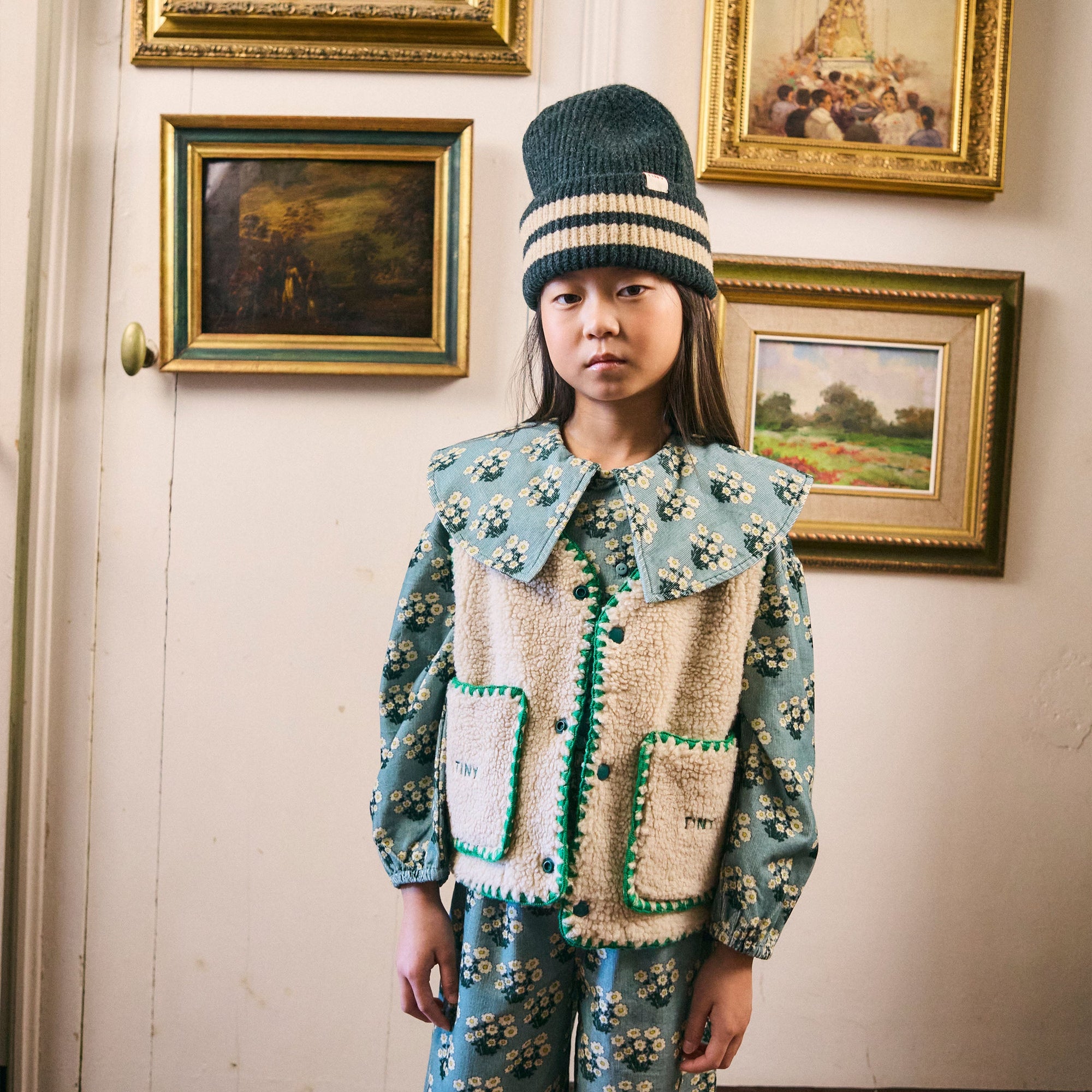 TINY COTTONS SHERPA VEST: DARK VANILLA