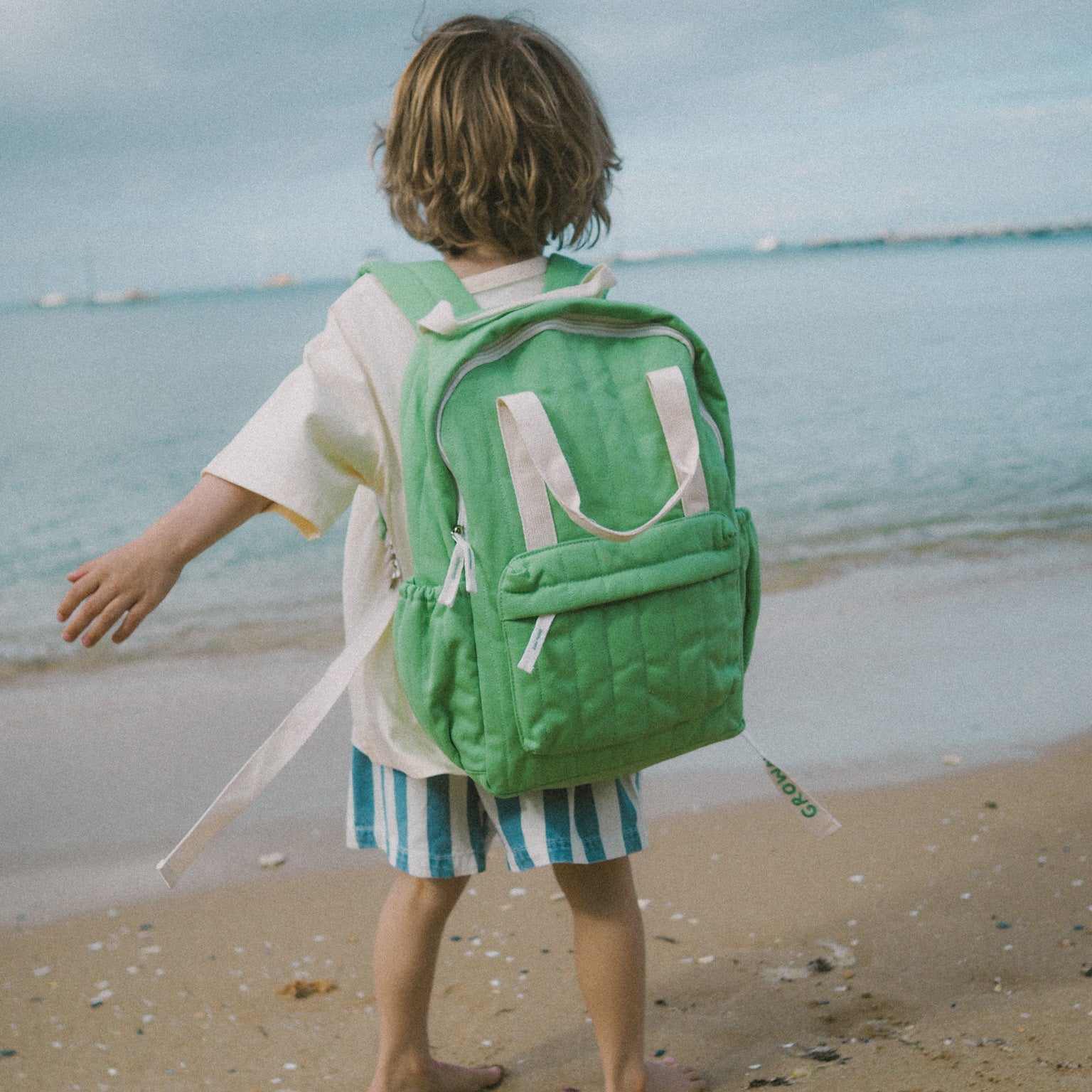 GROWN EVERYDAY BACKPACK: APPLE