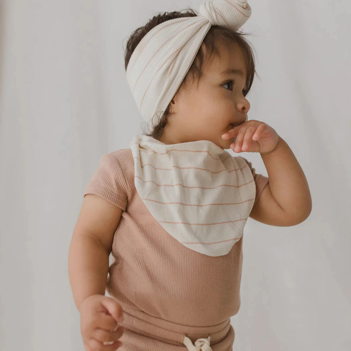 SUSUKOSHI BANDANA BIB: COCO STRIPES