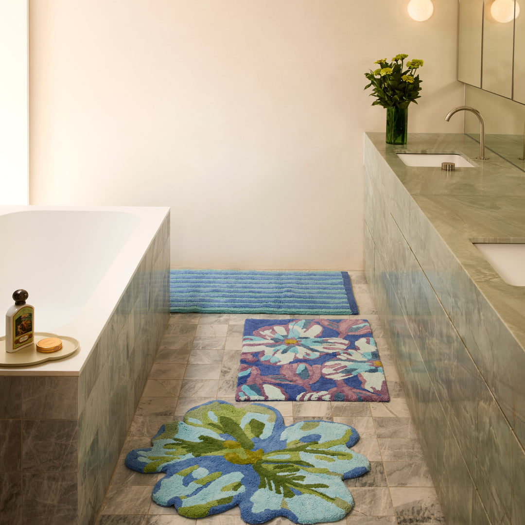 BONNIE AND NEIL TULIP BATH MAT: BLUE/ GREEN