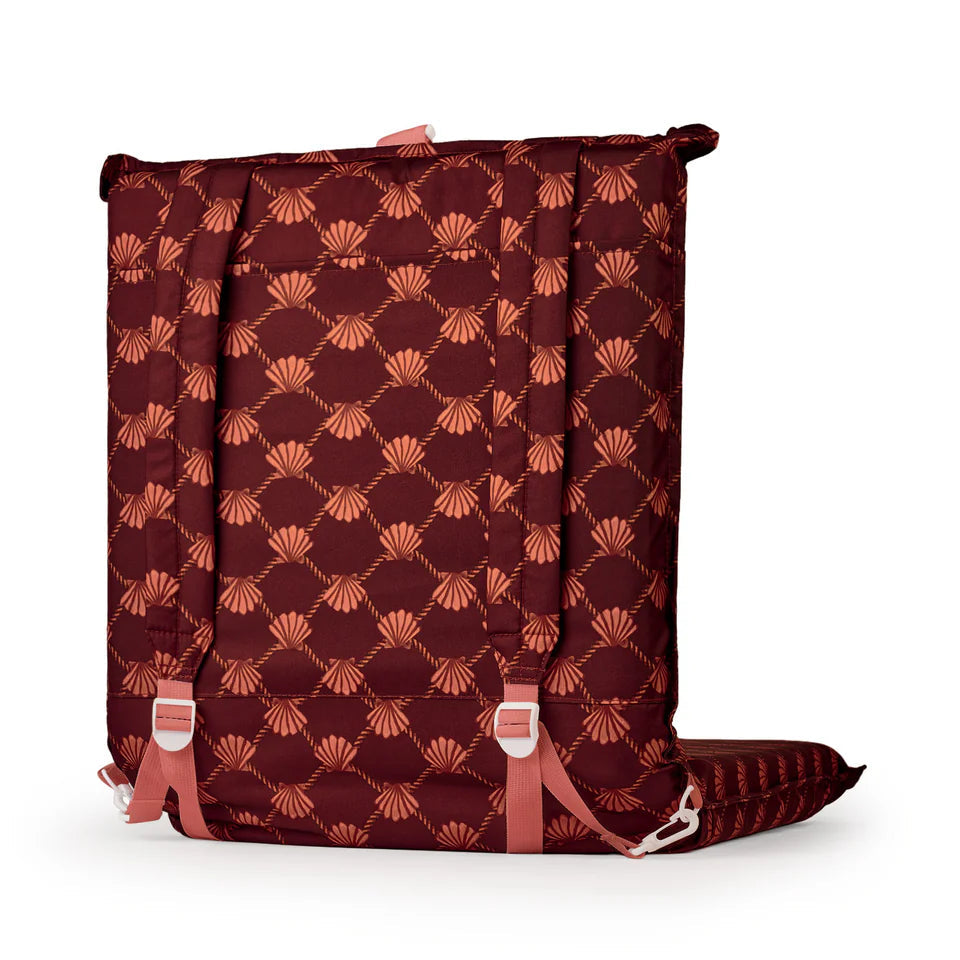 THE SOMEWHERE CO BEACH RECLINER: KEEPSAKES