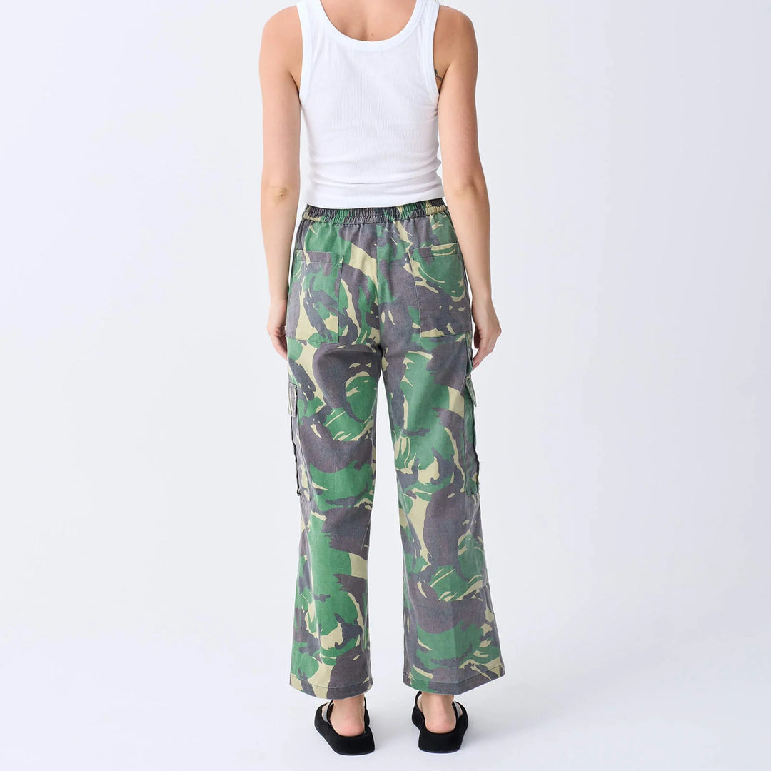 NEAR THE SEA CARGO: WASHED ARMY