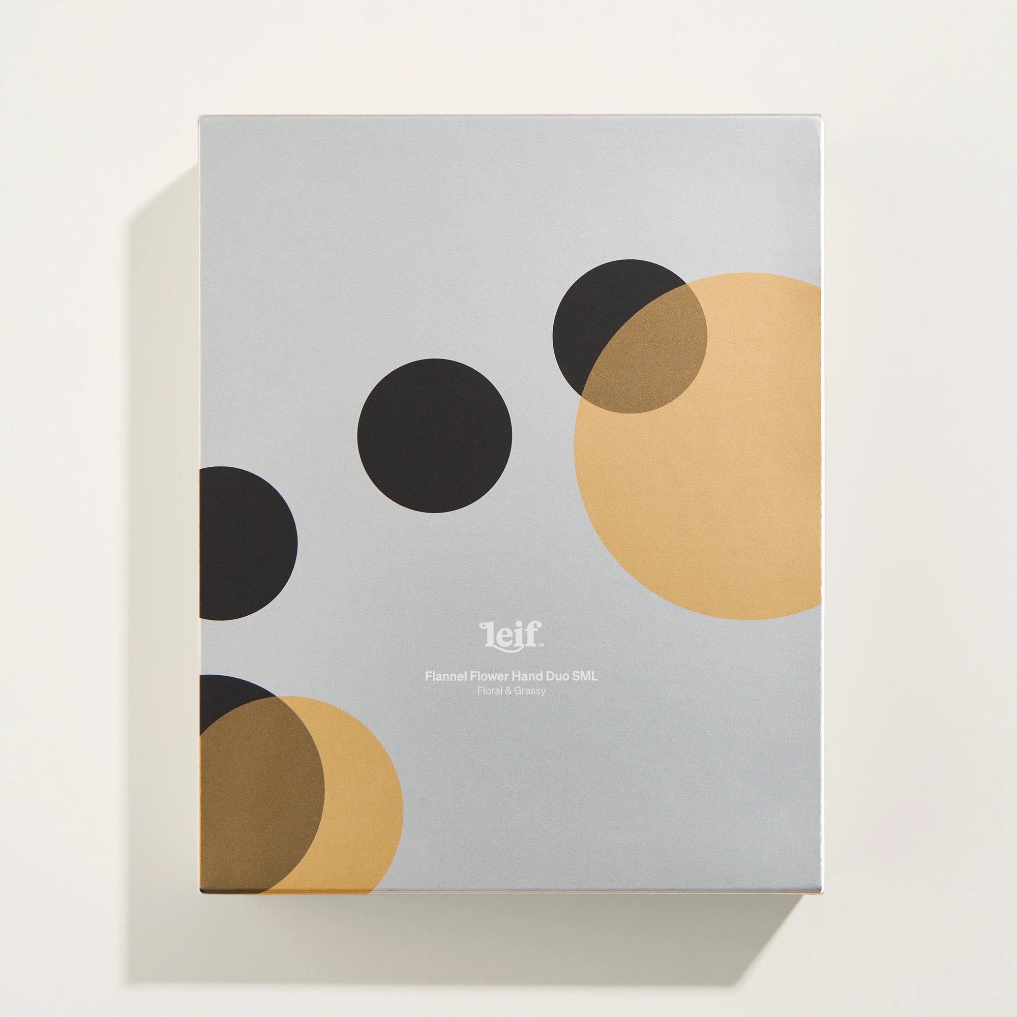 LEIF 'HOLIDAY' HAND DUO: FLANNEL FLOWER/ SML