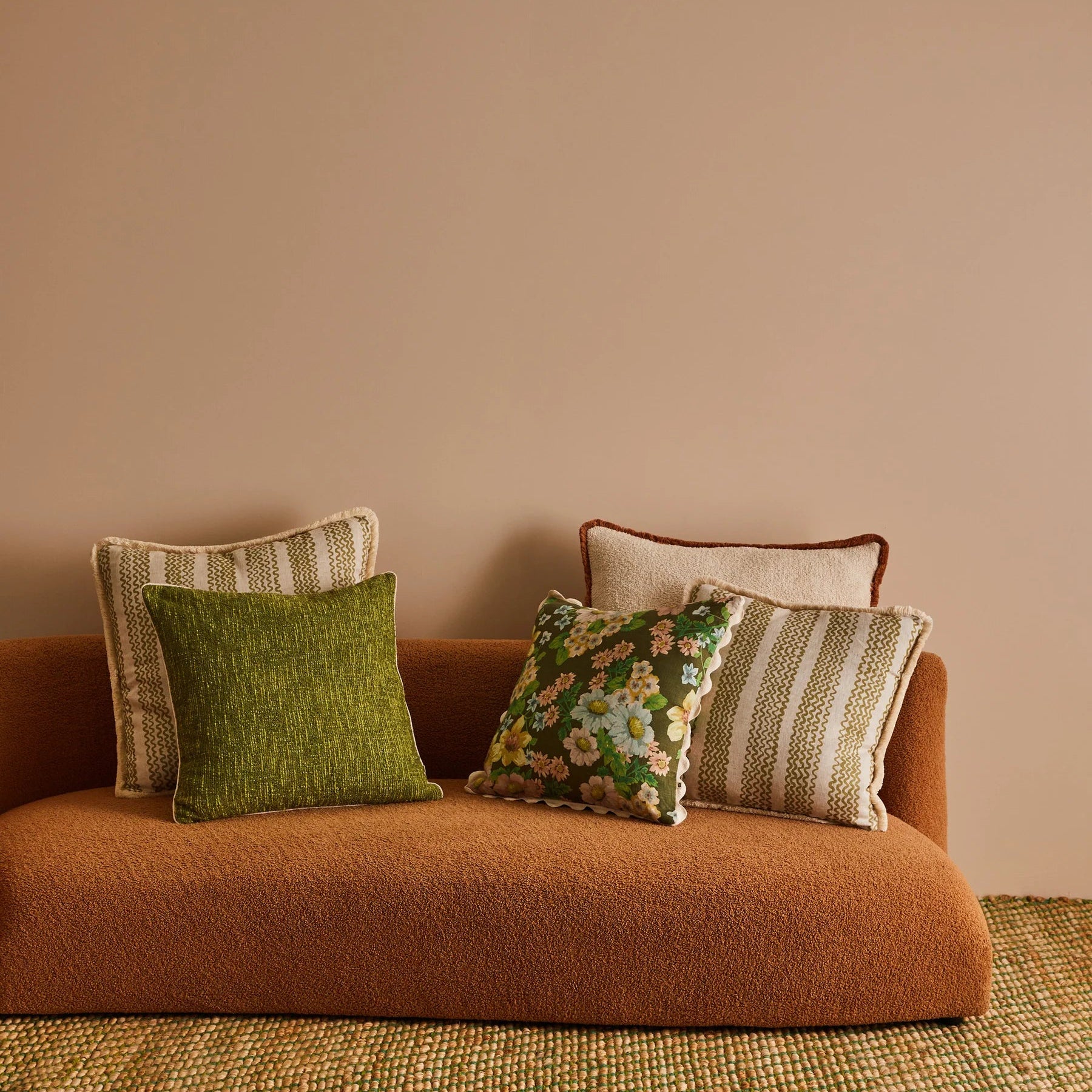 BONNIE AND NEIL GEM CUSHION: GREEN/50CM