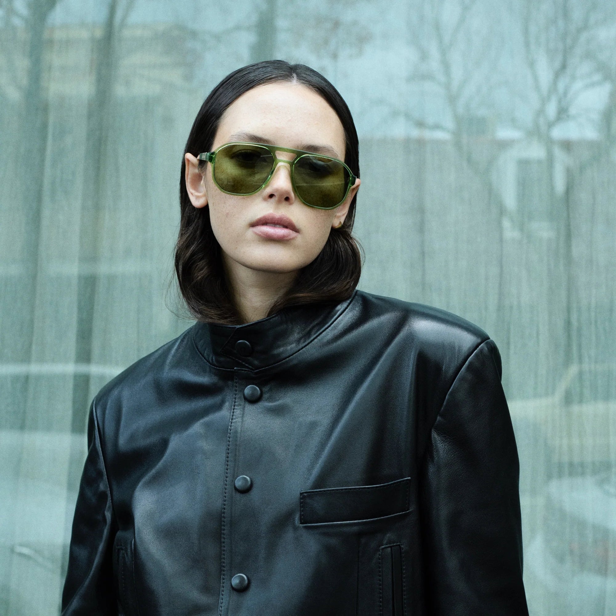 EDERA CLEMENCE SUNGLASSES: MOSS GREEN