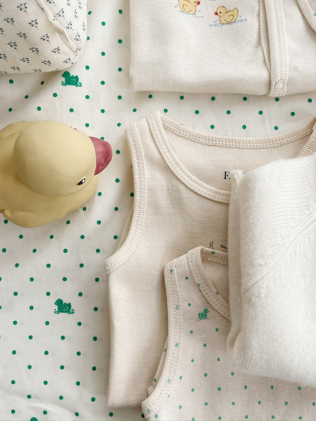 Fio Bodysuit 2pc Lago Verde Buttercream - flat lay