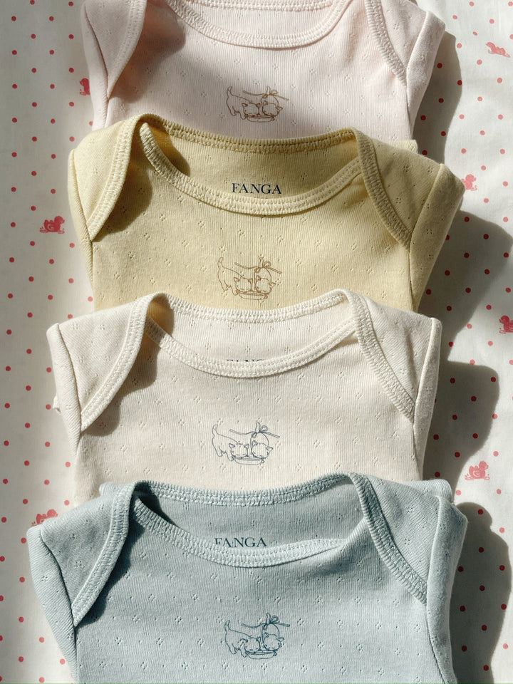 Konges Sløjd Perla LS Bodysuit 2pc buttercream/pearl blue flat lay