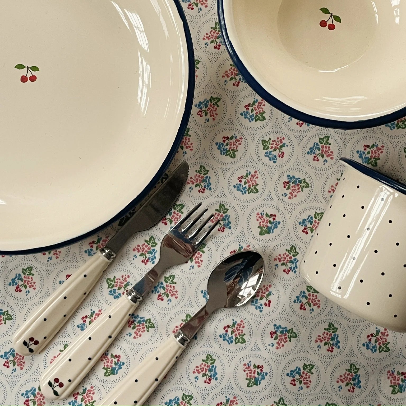 KONGES SLOJD CUTLERY SET: NAVY DOTS