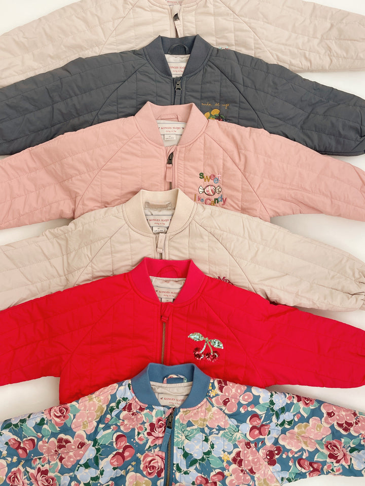 Konges Sløjd Juno Bomber Jacket Magnet - flat lay
