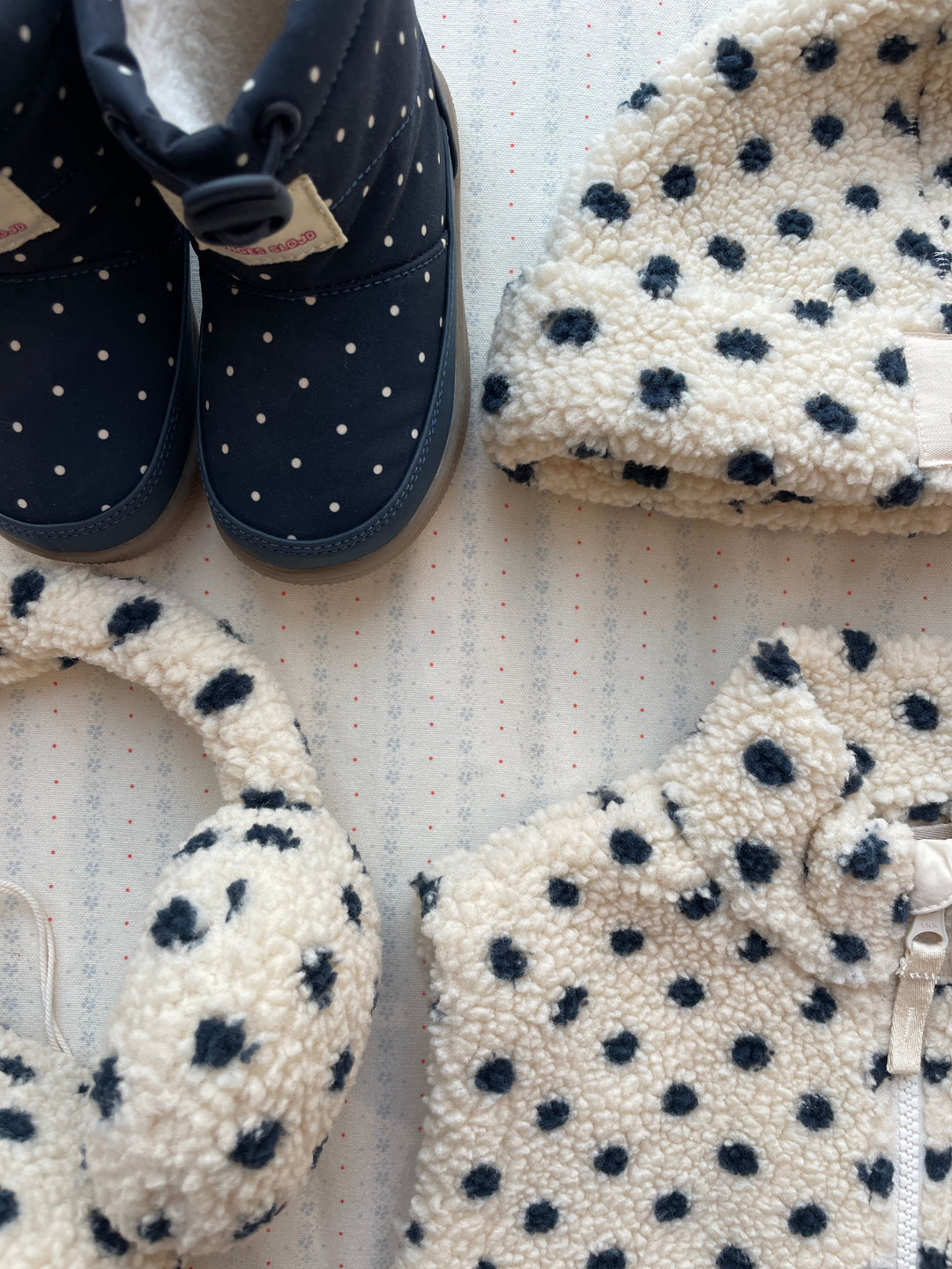 Konges Sløjd Jody Teddy Hat Dot Lumiere flat lay