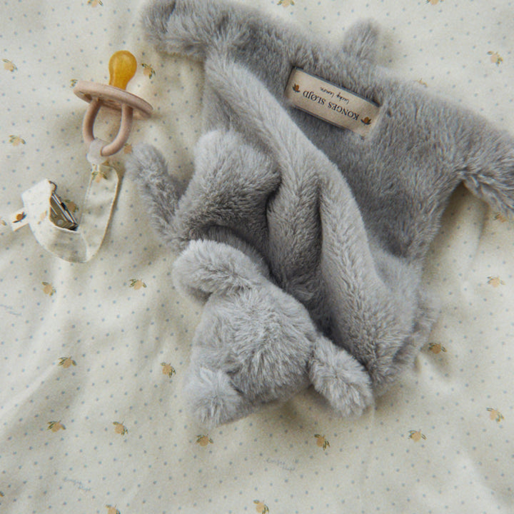 Konges Sløjd Momo Sleepy Elephant Sleet - flat lay