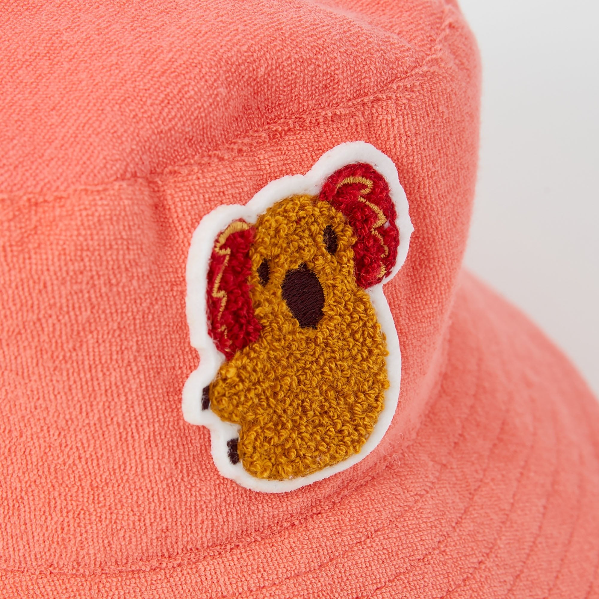 GOLDIE & ACE KOALA HUG TERRY BUCKET HAT:  MELON