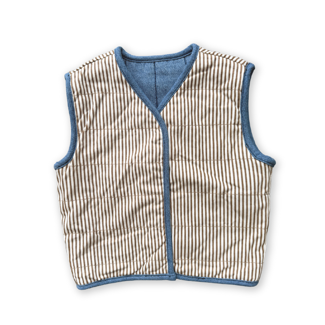 GROWN QUILTED REVERSIBLE VEST: DENIM/PAINT