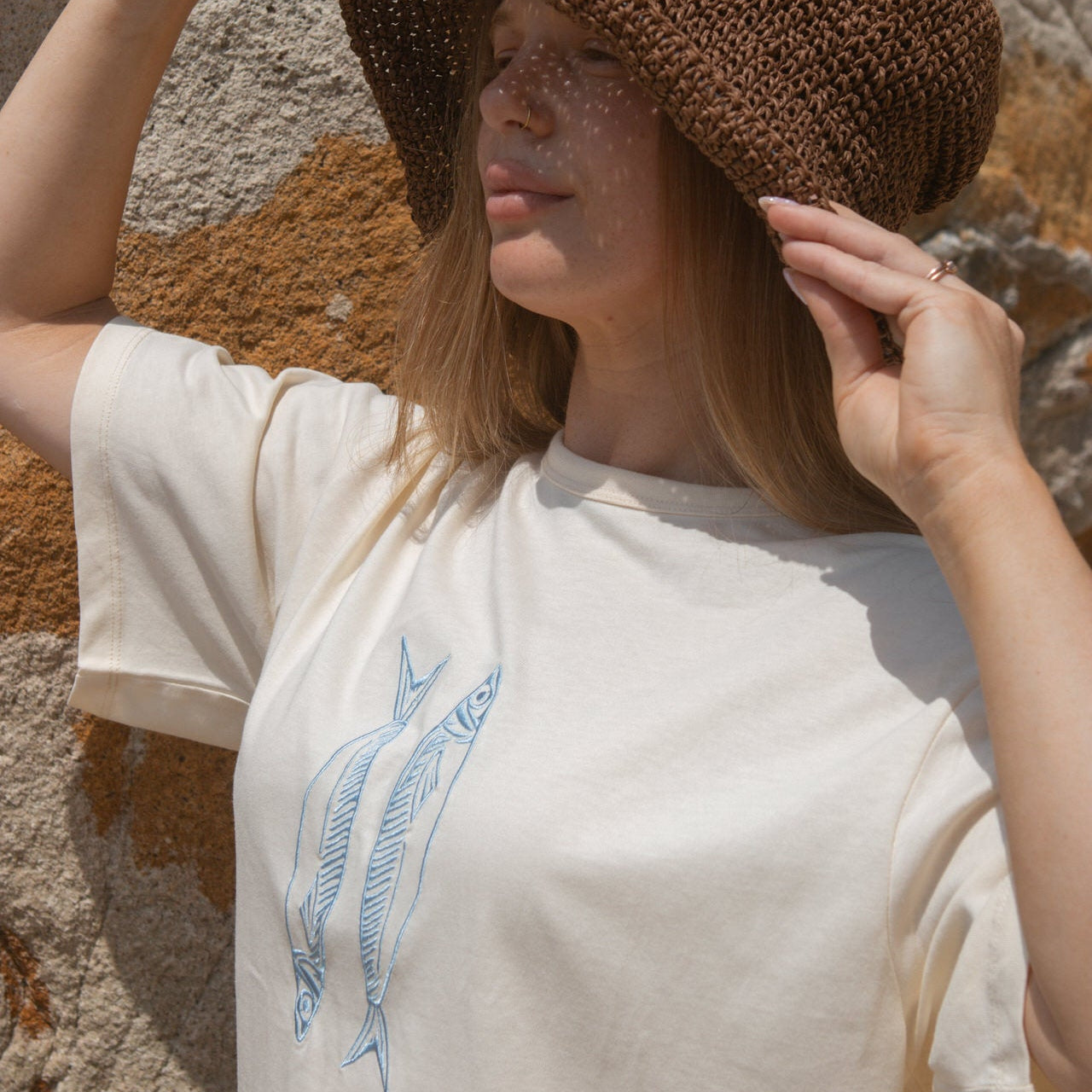 GROWN LADIES SARDINE EMBROIDERED TEE: MILK